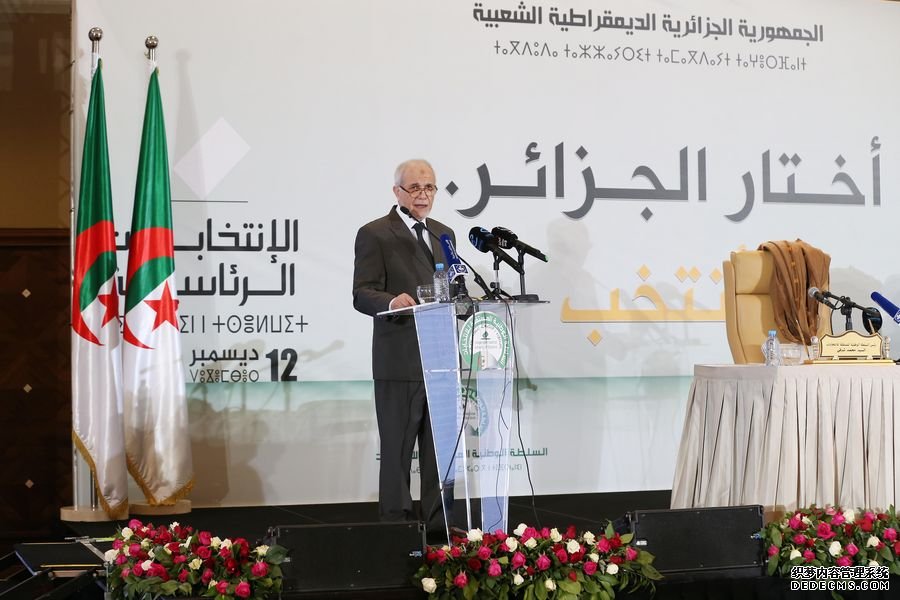 На президентских выборах в Алжире победил Абдельмаджид Теббун