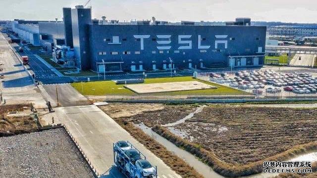 Tesla лидирует в Китае по продажам электромобилей